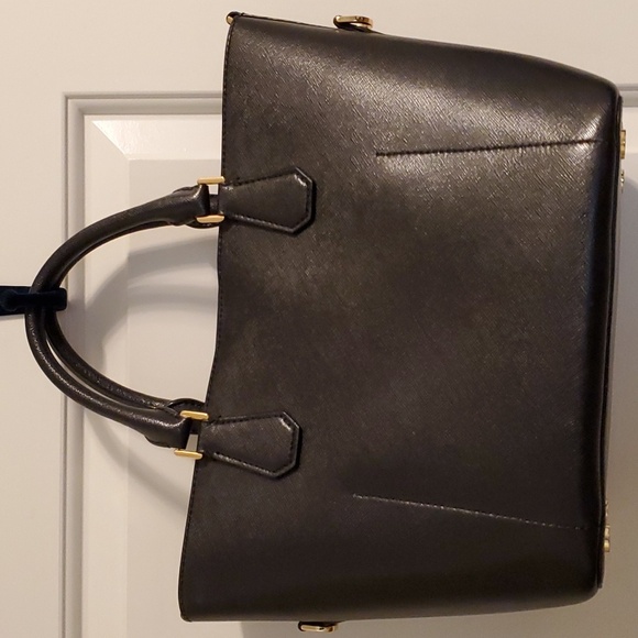 Michael Kors tote - Picture 2 of 5